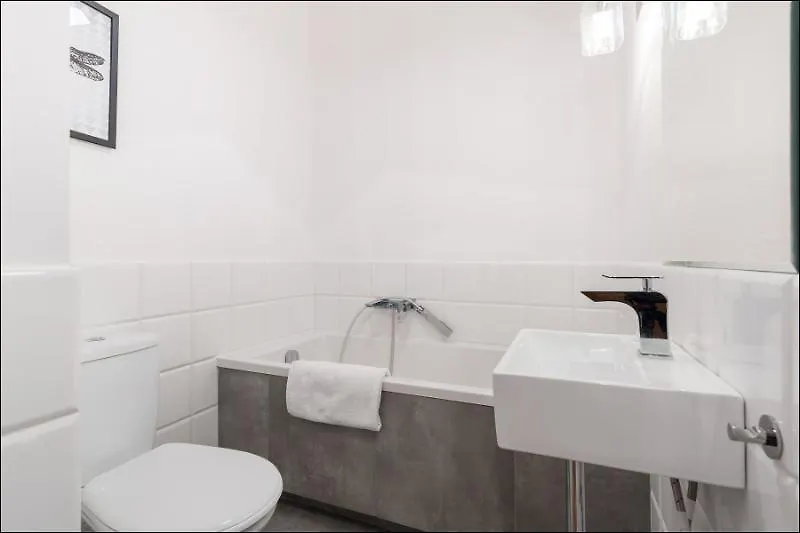 P&O Koszyki Apartment Warsaw